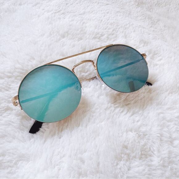 Carly Mirrored Blue Chic Round Sunglasses - Picture 1 of 11